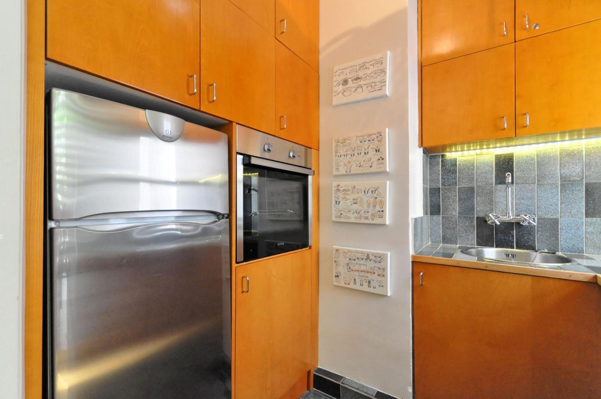 Hidesign Athens Tube Luxury Apt In Kolonaki Bagian luar foto